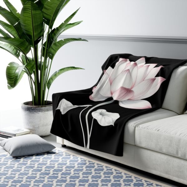 Lotus Flower Sherpa Fleece Blanket - Cozy Floral Design for Relaxation - Image 2